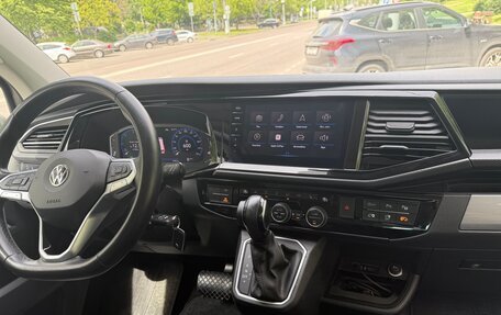 Volkswagen Multivan T6 рестайлинг, 2020 год, 7 800 000 рублей, 7 фотография
