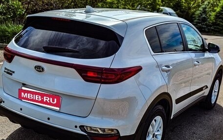 KIA Sportage IV рестайлинг, 2020 год, 2 465 000 рублей, 9 фотография