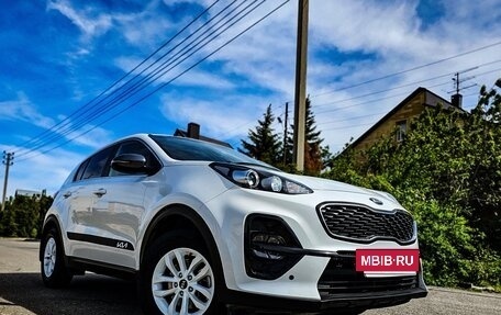 KIA Sportage IV рестайлинг, 2020 год, 2 465 000 рублей, 4 фотография