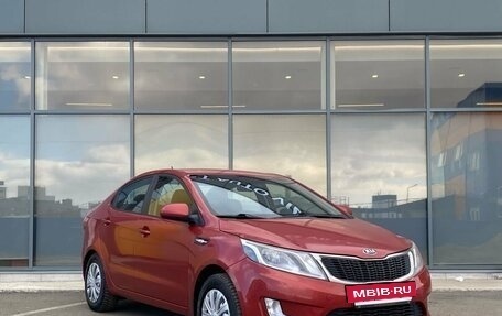 KIA Rio III рестайлинг, 2013 год, 595 000 рублей, 2 фотография