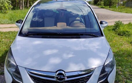 Opel Zafira C рестайлинг, 2013 год, 1 200 000 рублей, 4 фотография