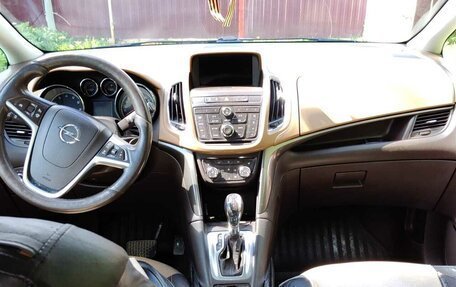 Opel Zafira C рестайлинг, 2013 год, 1 200 000 рублей, 14 фотография