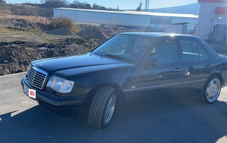 Mercedes-Benz E-Класс, 1995 год, 2 500 000 рублей, 3 фотография