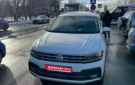 Volkswagen Tiguan II, 2019 год, 3 300 000 рублей, 40 фотография