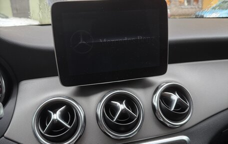 Mercedes-Benz GLA, 2018 год, 2 200 000 рублей, 7 фотография