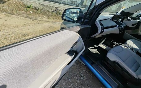 BMW i3 I01 рестайлинг, 2016 год, 1 250 000 рублей, 17 фотография