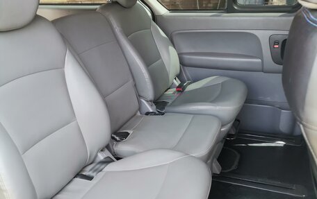 Hyundai Grand Starex Grand Starex I рестайлинг 2, 2012 год, 2 100 000 рублей, 4 фотография