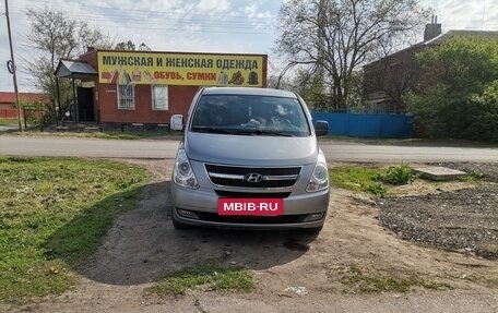 Hyundai Grand Starex Grand Starex I рестайлинг 2, 2012 год, 2 100 000 рублей, 2 фотография