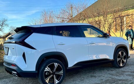 Geely Atlas, 2023 год, 2 450 000 рублей, 4 фотография