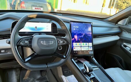 Geely Atlas, 2023 год, 2 450 000 рублей, 10 фотография