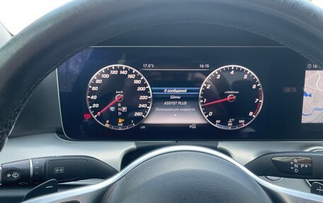 Mercedes-Benz E-Класс, 2019 год, 2 200 000 рублей, 10 фотография
