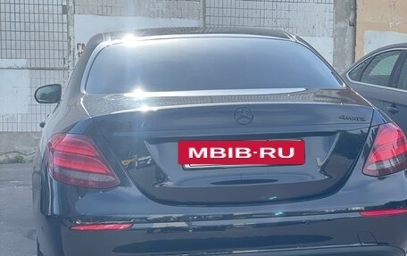 Mercedes-Benz E-Класс, 2019 год, 2 200 000 рублей, 2 фотография
