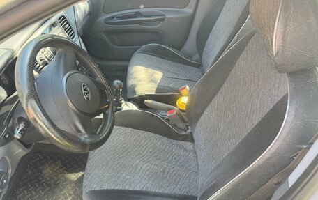 KIA Rio II, 2010 год, 700 000 рублей, 8 фотография
