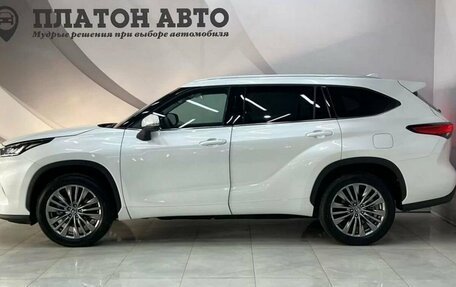 Toyota Highlander, 2025 год, 5 899 000 рублей, 12 фотография