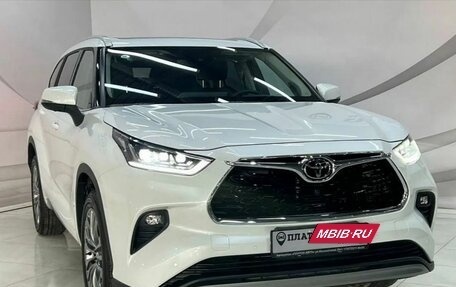 Toyota Highlander, 2025 год, 5 899 000 рублей, 4 фотография