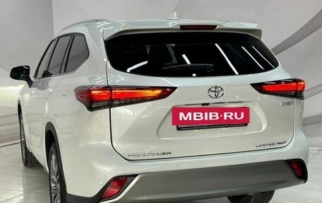 Toyota Highlander, 2025 год, 5 899 000 рублей, 10 фотография