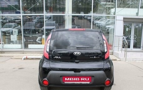 KIA Soul II рестайлинг, 2016 год, 990 000 рублей, 6 фотография