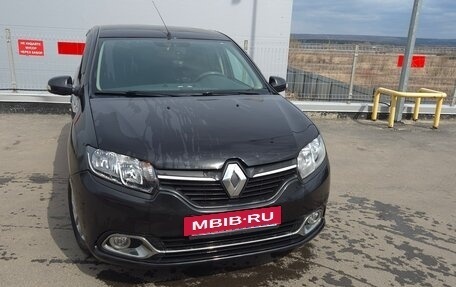 Renault Logan II, 2014 год, 650 000 рублей, 3 фотография