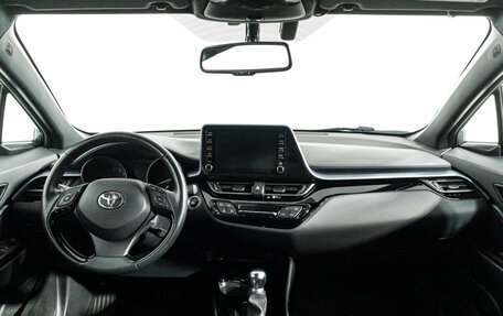 Toyota C-HR I рестайлинг, 2020 год, 2 299 585 рублей, 13 фотография