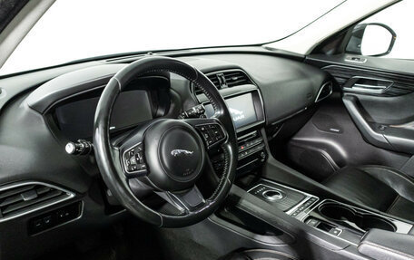 Jaguar F-Pace, 2016 год, 2 149 000 рублей, 11 фотография
