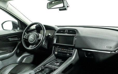Jaguar F-Pace, 2016 год, 2 149 000 рублей, 9 фотография