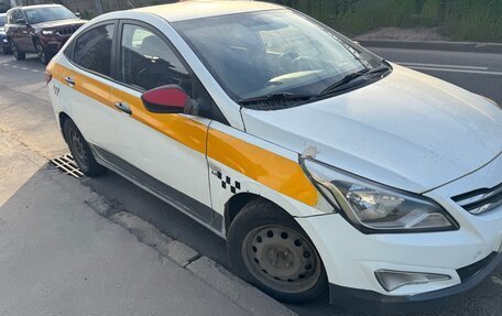 Hyundai Solaris II рестайлинг, 2015 год, 450 000 рублей, 11 фотография