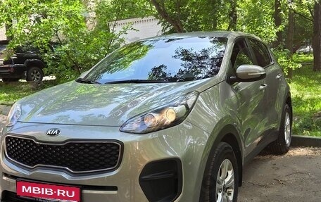 KIA Sportage IV рестайлинг, 2017 год, 2 550 000 рублей, 3 фотография