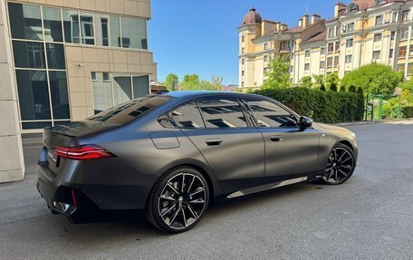 BMW 5 серия, 2024 год, 7 800 000 рублей, 3 фотография