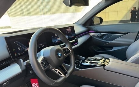 BMW 5 серия, 2024 год, 7 800 000 рублей, 8 фотография
