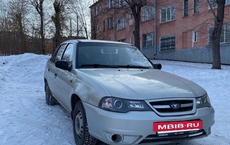 Daewoo Nexia I рестайлинг, 2008 год, 260 000 рублей, 4 фотография