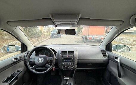 Volkswagen Polo IV рестайлинг, 2005 год, 460 000 рублей, 7 фотография