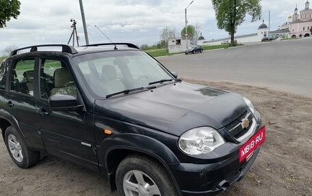 Chevrolet Niva I рестайлинг, 2013 год, 600 000 рублей, 8 фотография