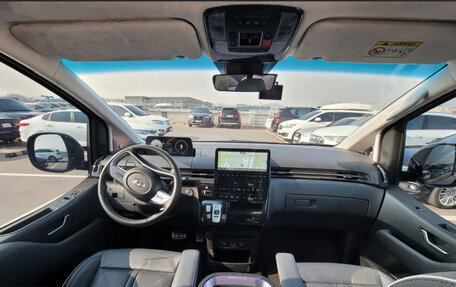 Hyundai Staria, 2022 год, 3 300 000 рублей, 4 фотография