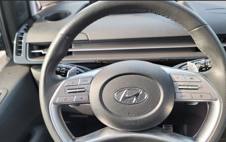 Hyundai Staria, 2022 год, 3 300 000 рублей, 6 фотография