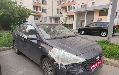 Hyundai Solaris II рестайлинг, 2021 год, 1 500 000 рублей, 5 фотография