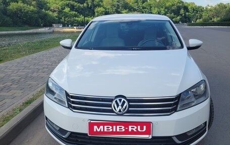 Volkswagen Passat B7, 2011 год, 1 200 000 рублей, 4 фотография