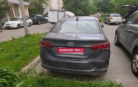 Hyundai Solaris II рестайлинг, 2021 год, 1 500 000 рублей, 3 фотография