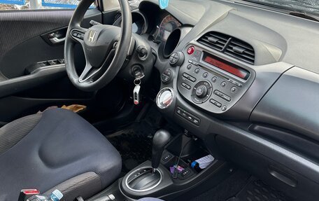 Honda Jazz II рестайлинг, 2011 год, 899 000 рублей, 2 фотография