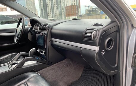 Porsche Cayenne III, 2004 год, 720 000 рублей, 11 фотография