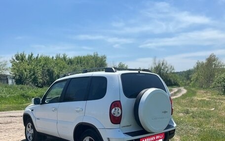 Chevrolet Niva I рестайлинг, 2010 год, 479 000 рублей, 3 фотография