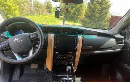 Toyota Fortuner II, 2022 год, 4 590 000 рублей, 10 фотография