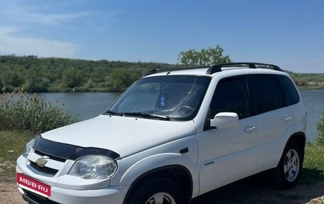 Chevrolet Niva I рестайлинг, 2010 год, 479 000 рублей, 4 фотография
