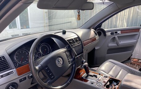 Volkswagen Touareg III, 2004 год, 1 200 000 рублей, 6 фотография