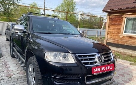 Volkswagen Touareg III, 2004 год, 1 200 000 рублей, 4 фотография