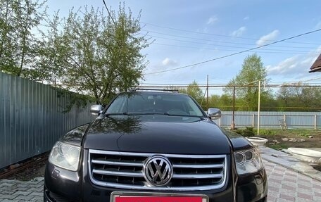 Volkswagen Touareg III, 2004 год, 1 200 000 рублей, 3 фотография