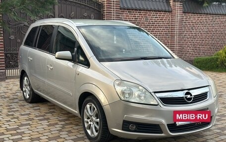Opel Zafira B, 2007 год, 510 000 рублей, 2 фотография