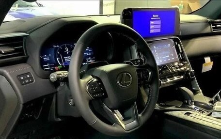 Lexus LX, 2025 год, 24 000 000 рублей, 10 фотография