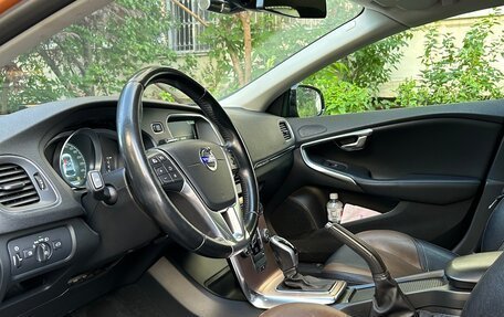 Volvo V40 Cross Country I, 2014 год, 1 630 000 рублей, 7 фотография