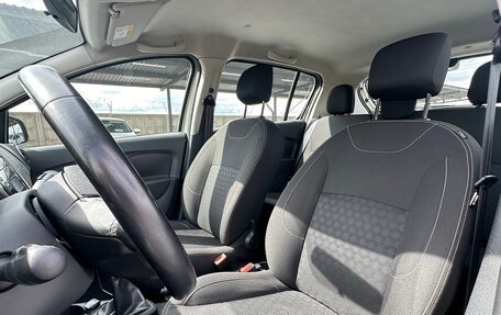 Renault Sandero II рестайлинг, 2019 год, 1 045 000 рублей, 13 фотография