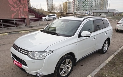 Mitsubishi Outlander III рестайлинг 3, 2014 год, 1 676 000 рублей, 1 фотография
